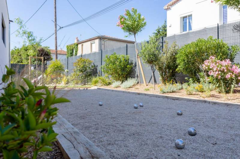 Création d'un terrain de boules sanary